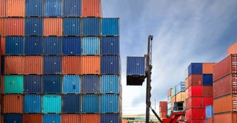 Benefits of Renting a Container for any Business Solution